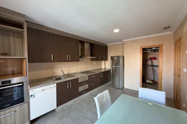 3 makuuhuone Huoneisto vuokrattavana paikassa Catral - 750 € (Ref: 9528590)