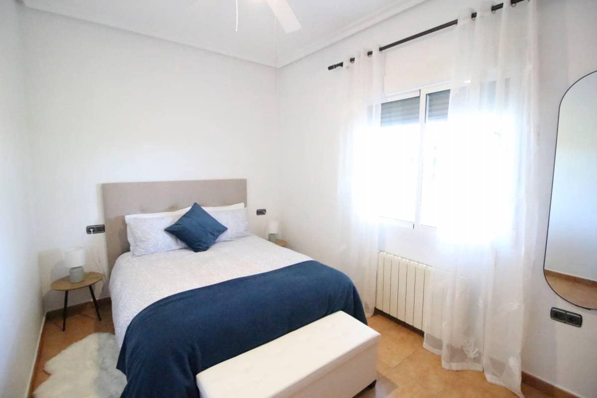 3 sovrum Villa till salu i Catral med pool - 435 000 € (Ref: 9687525)