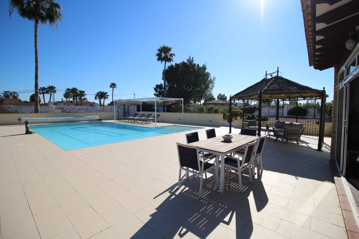 3 sovrum Villa till salu i Catral med pool - 435 000 € (Ref: 9687525)