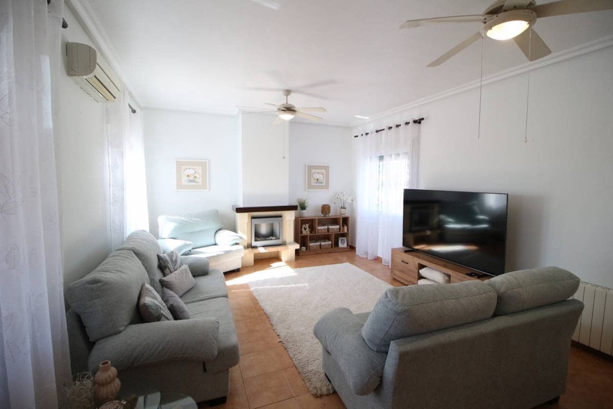 3 sovrum Villa till salu i Catral med pool - 435 000 € (Ref: 9687525)