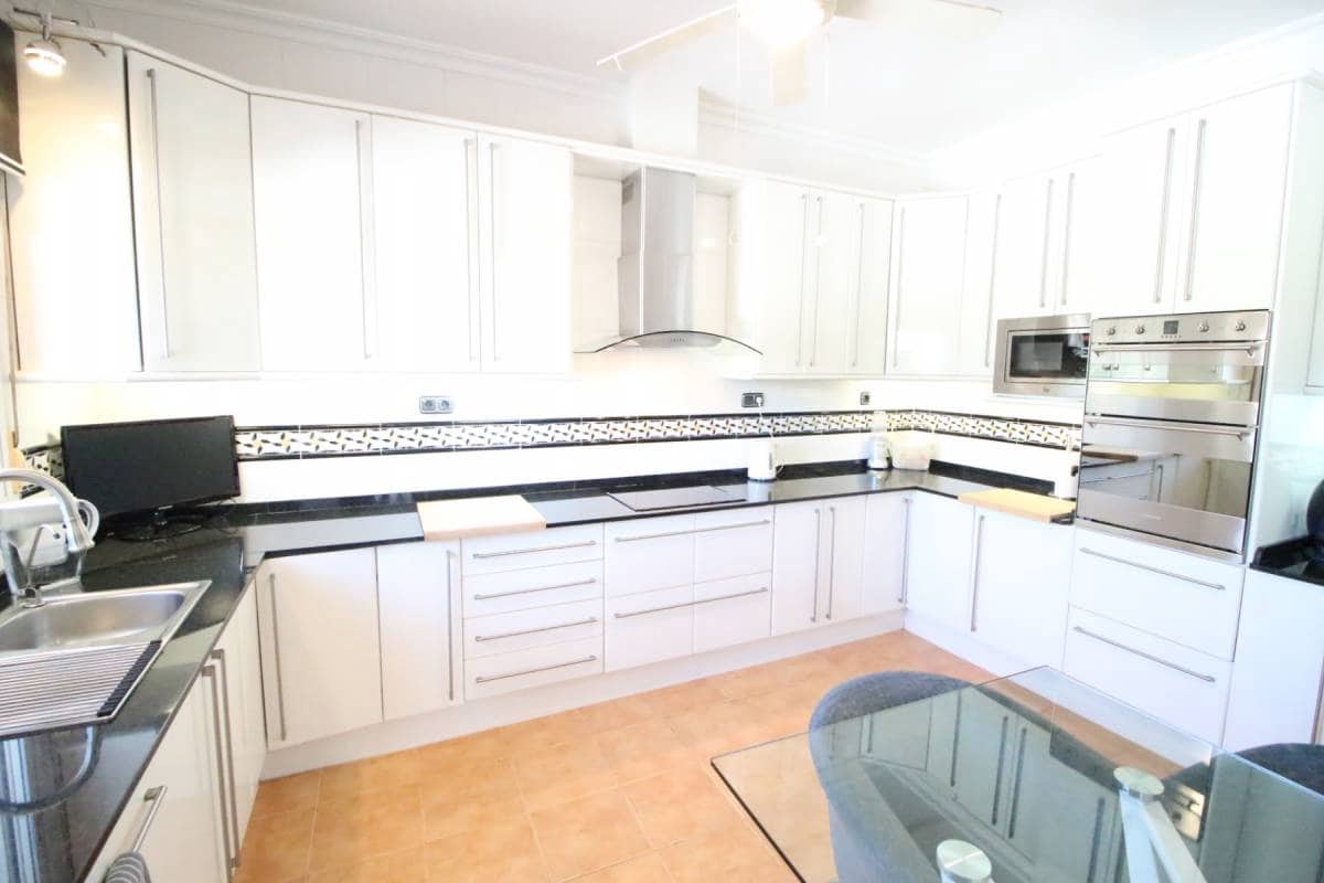 3 sovrum Villa till salu i Catral med pool - 435 000 € (Ref: 9687525)