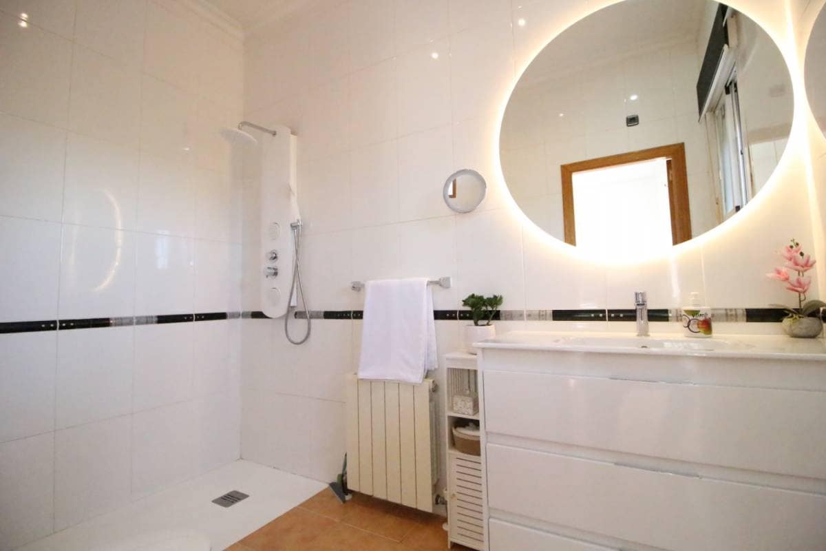 3 sovrum Villa till salu i Catral med pool - 435 000 € (Ref: 9687525)