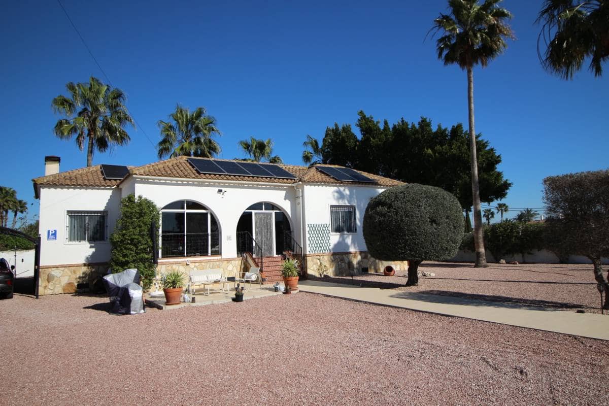 3 sovrum Villa till salu i Catral med pool - 435 000 € (Ref: 9687525)