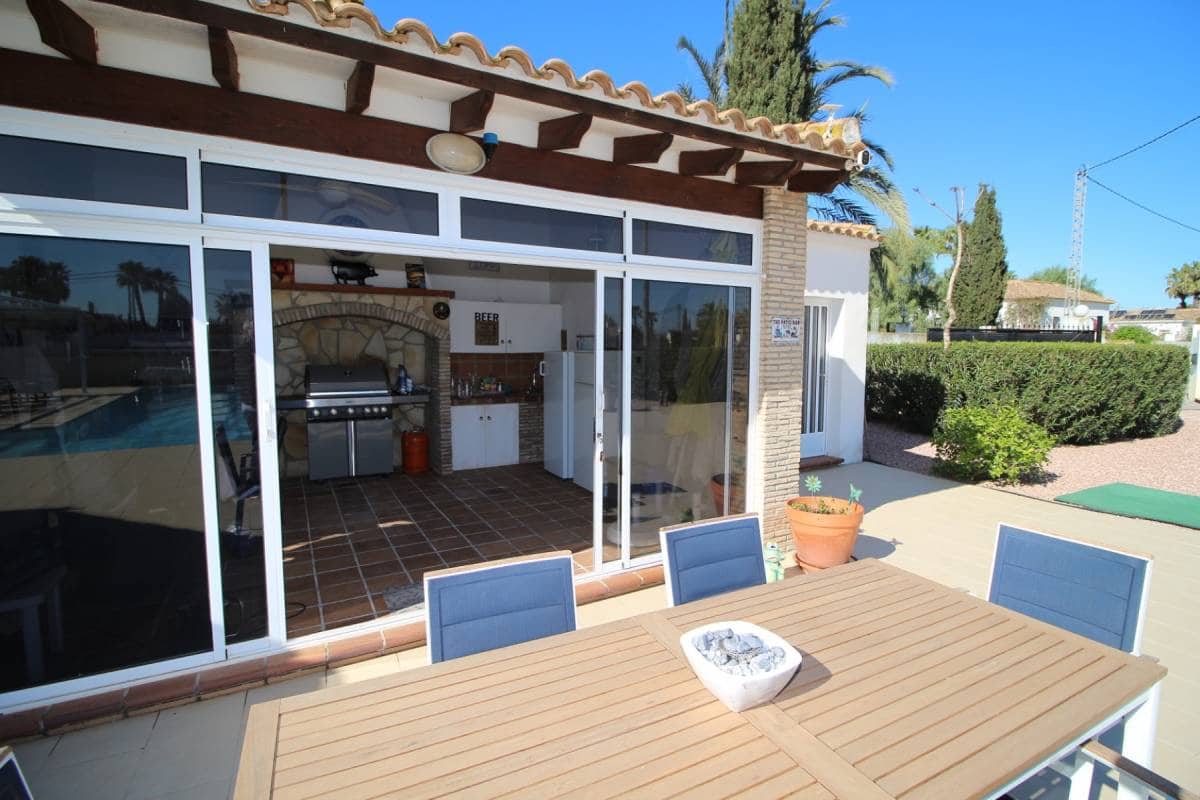 3 sovrum Villa till salu i Catral med pool - 435 000 € (Ref: 9687525)