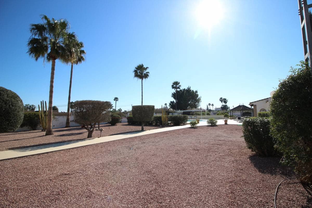 3 sovrum Villa till salu i Catral med pool - 435 000 € (Ref: 9687525)