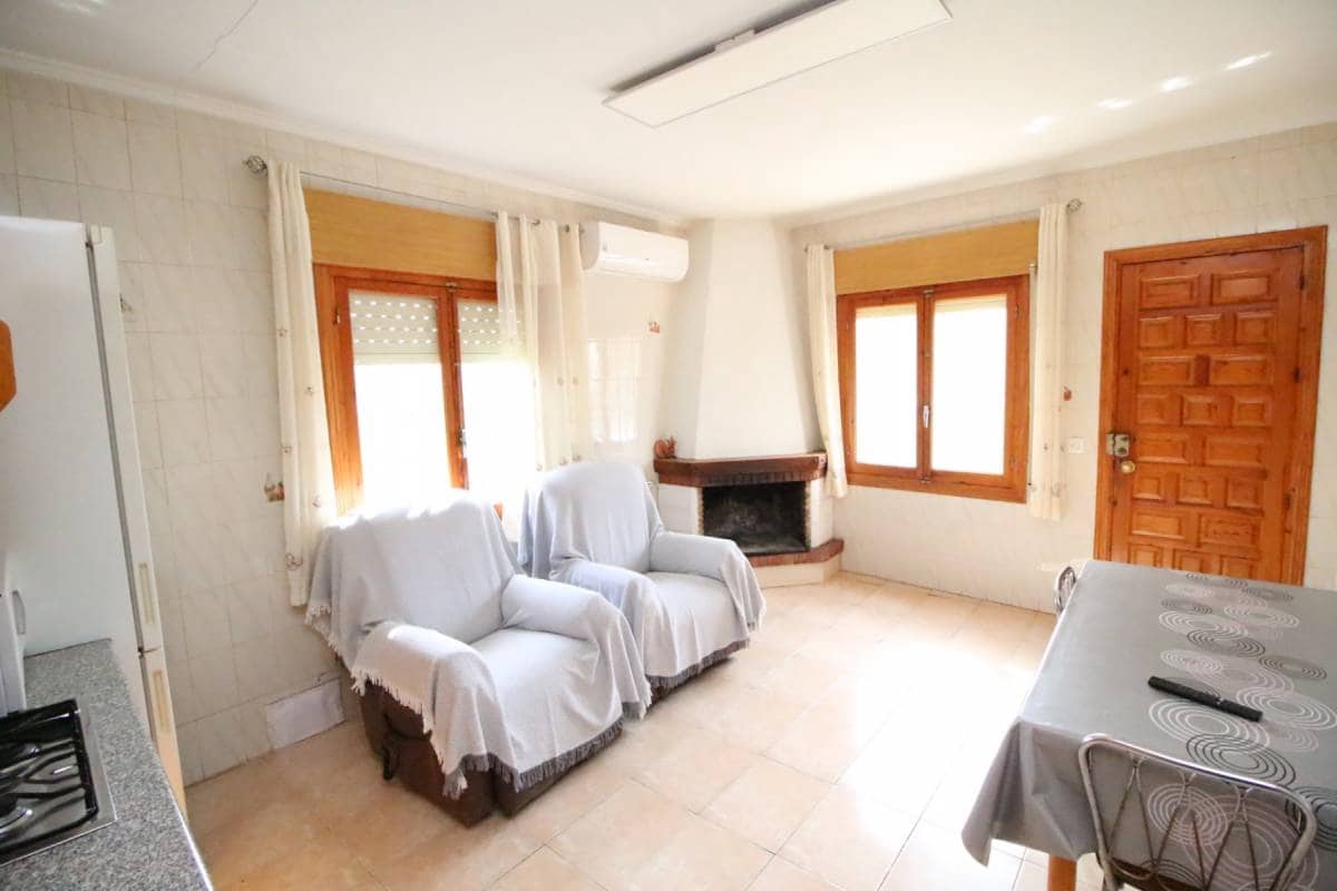 Finca/Casa Rural de 3 habitaciones en Dolores en venta con garaje - 150.000 € (Ref: 9699987)