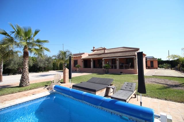 3 bedroom Villa for sale in Catral with pool garage - € 549,000 (Ref: 9737291)