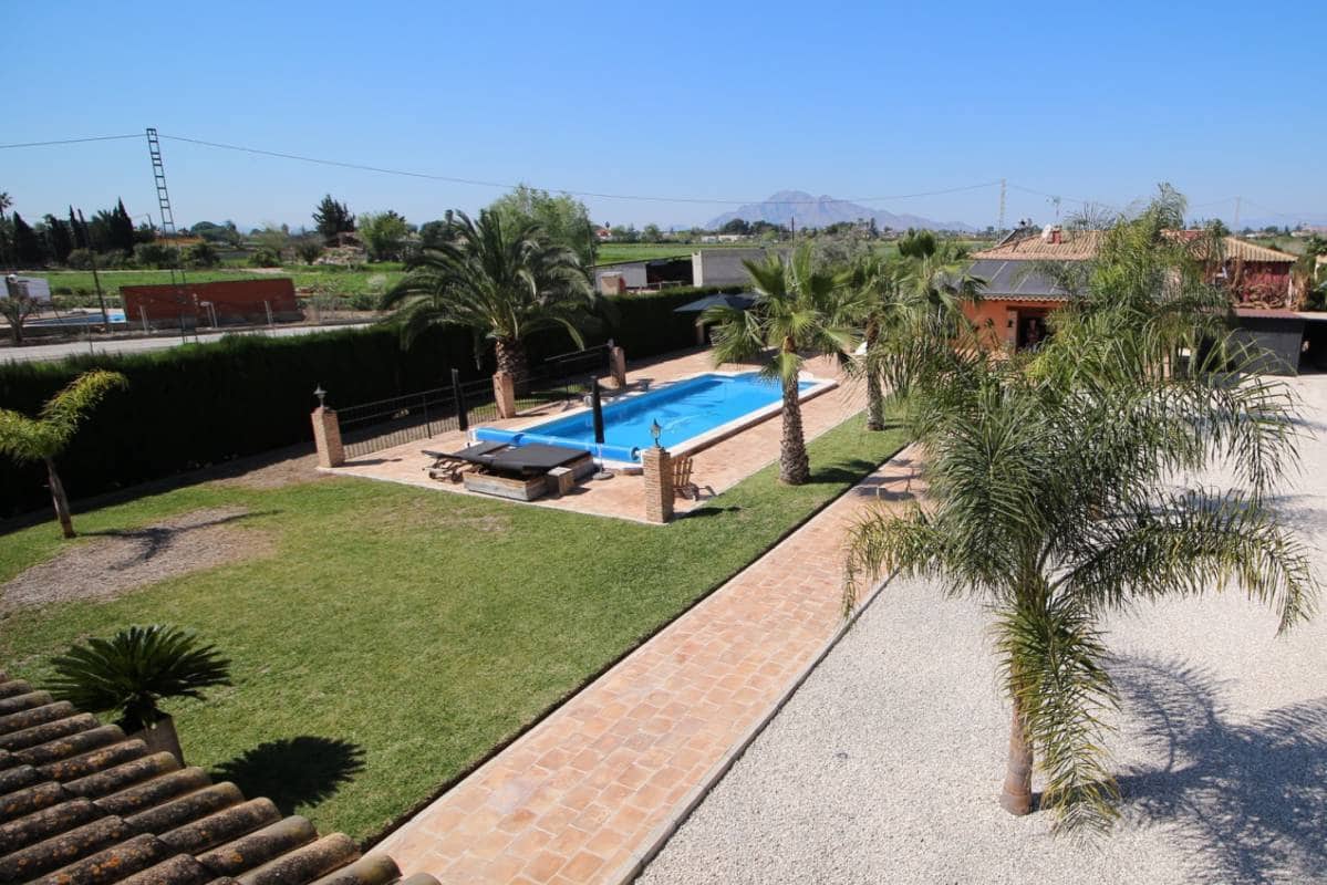 3 bedroom Villa for sale in Catral with pool garage - € 549,000 (Ref: 9737291)