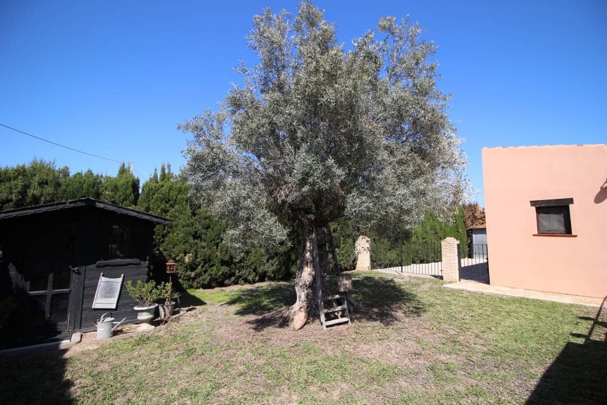 3 bedroom Villa for sale in Catral with pool garage - € 549,000 (Ref: 9737291)