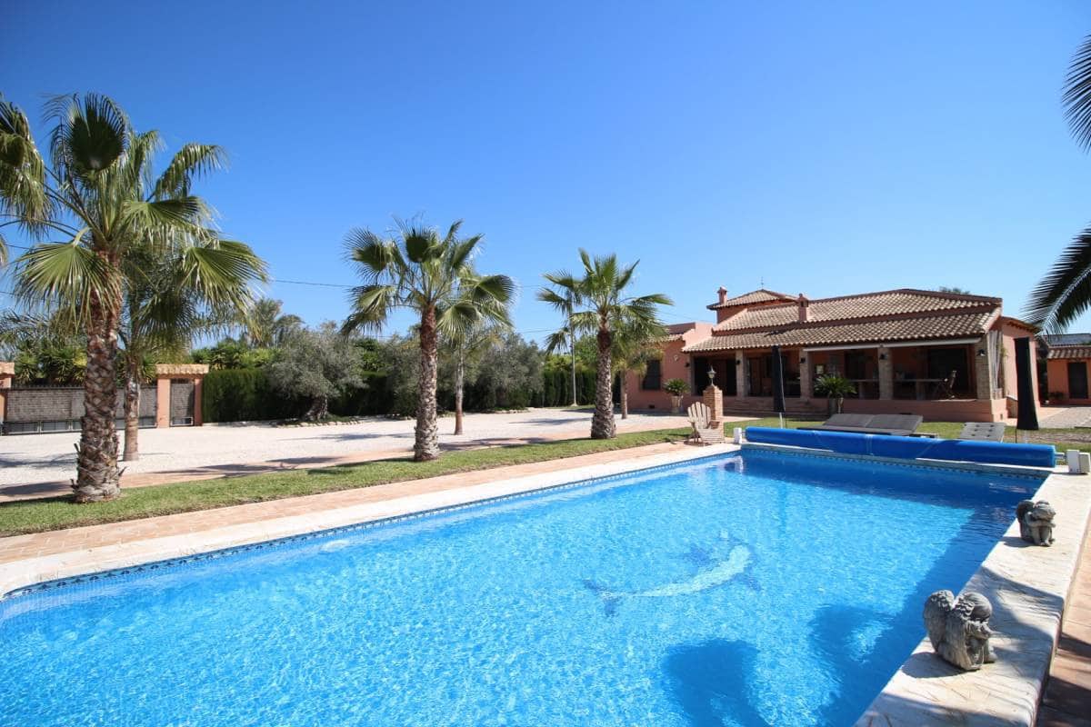 3 bedroom Villa for sale in Catral with pool garage - € 549,000 (Ref: 9737291)
