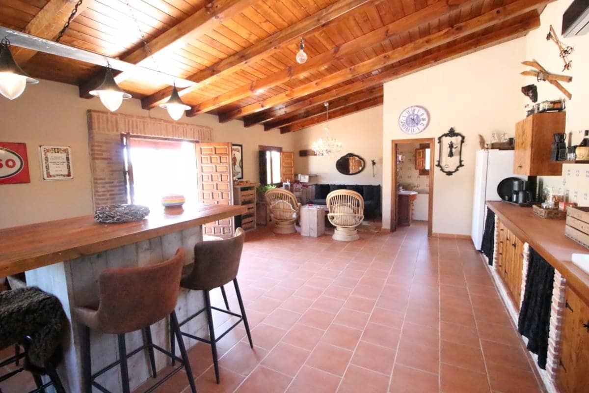 3 bedroom Villa for sale in Catral with pool garage - € 549,000 (Ref: 9737291)