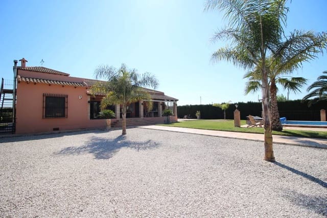 3 bedroom Villa for sale in Catral with pool garage - € 549,000 (Ref: 9737291)