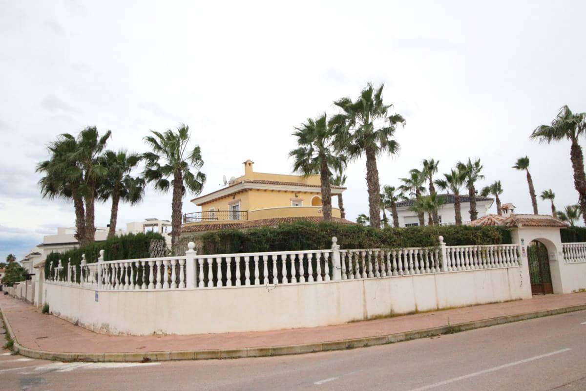 4 sypialnia Willa na sprzedaż w Rojales z basenem garażem - 810 000 € (Ref: 9739265)