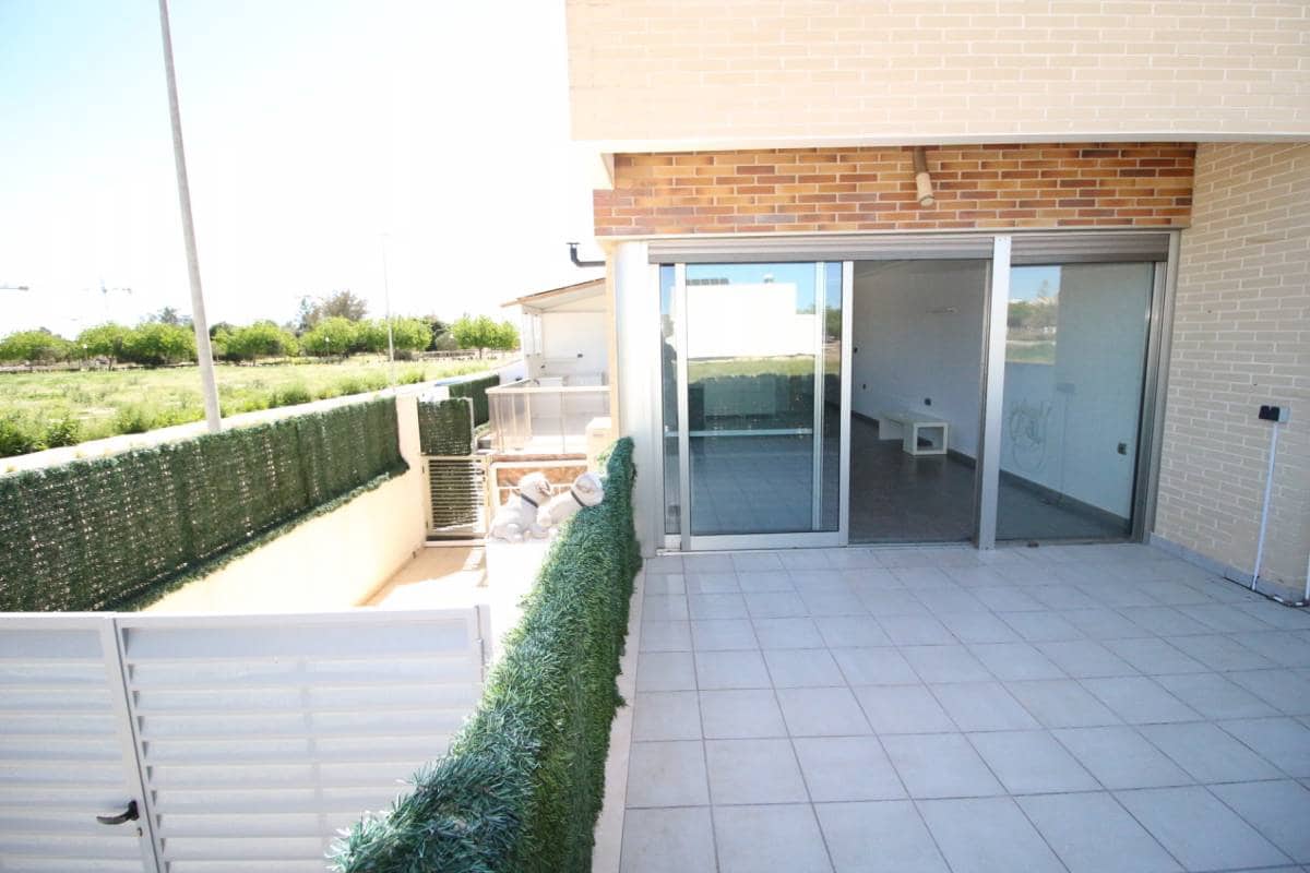 Casa de 3 habitaciones en Dolores en venta - 215.000 € (Ref: 9740093)