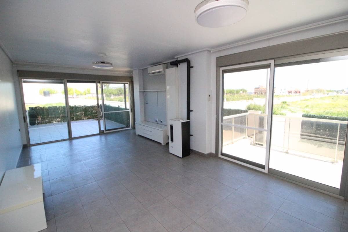 Casa de 3 habitaciones en Dolores en venta - 215.000 € (Ref: 9740093)