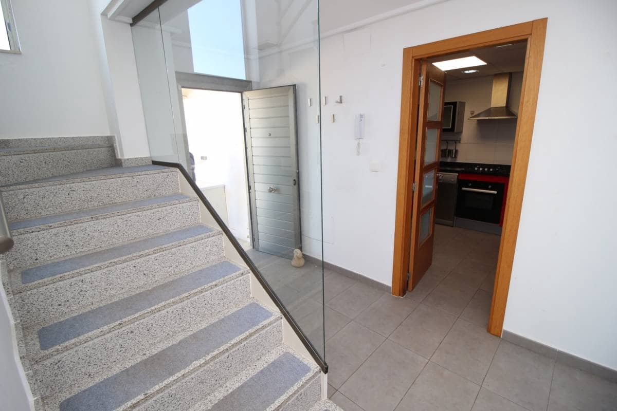 Casa de 3 habitaciones en Dolores en venta - 215.000 € (Ref: 9740093)