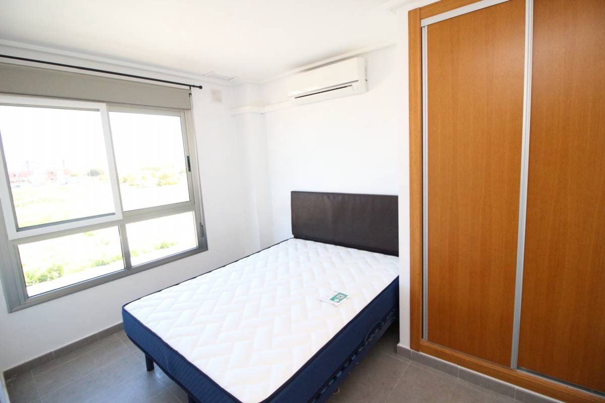 Casa de 3 habitaciones en Dolores en venta - 215.000 € (Ref: 9740093)