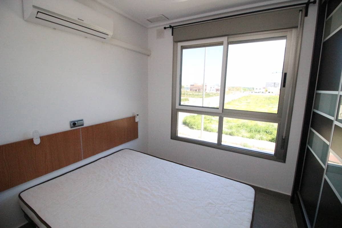 Casa de 3 habitaciones en Dolores en venta - 215.000 € (Ref: 9740093)