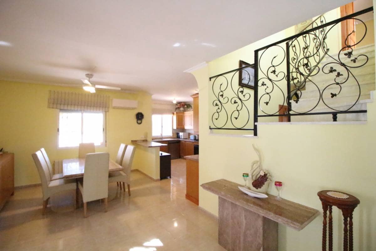 3 quarto Moradia para venda em Catral com piscina garagem - 480 000 € (Ref: 9740586)