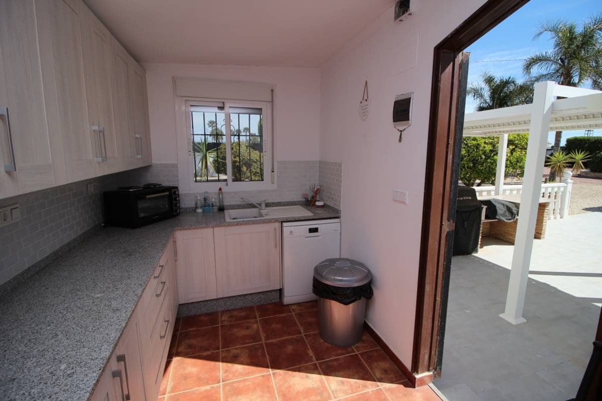 3 quarto Moradia para venda em Catral com piscina garagem - 480 000 € (Ref: 9740586)
