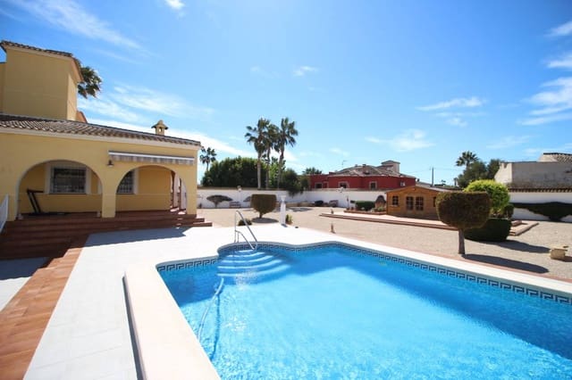 3 quarto Moradia para venda em Catral com piscina garagem - 480 000 € (Ref: 9740586)