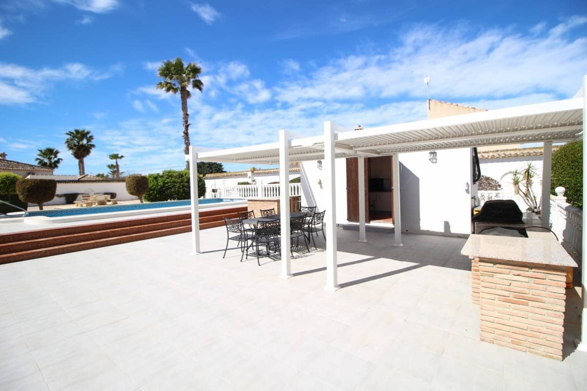 3 quarto Moradia para venda em Catral com piscina garagem - 480 000 € (Ref: 9740586)