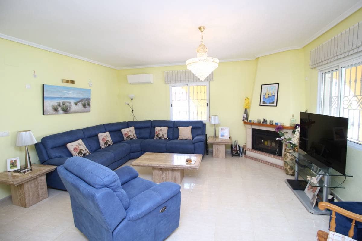 3 quarto Moradia para venda em Catral com piscina garagem - 480 000 € (Ref: 9740586)