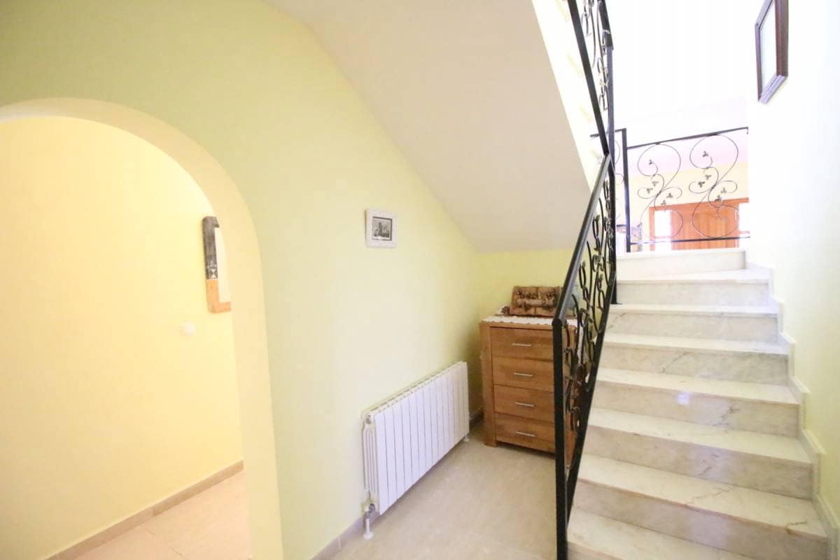 3 quarto Moradia para venda em Catral com piscina garagem - 480 000 € (Ref: 9740586)