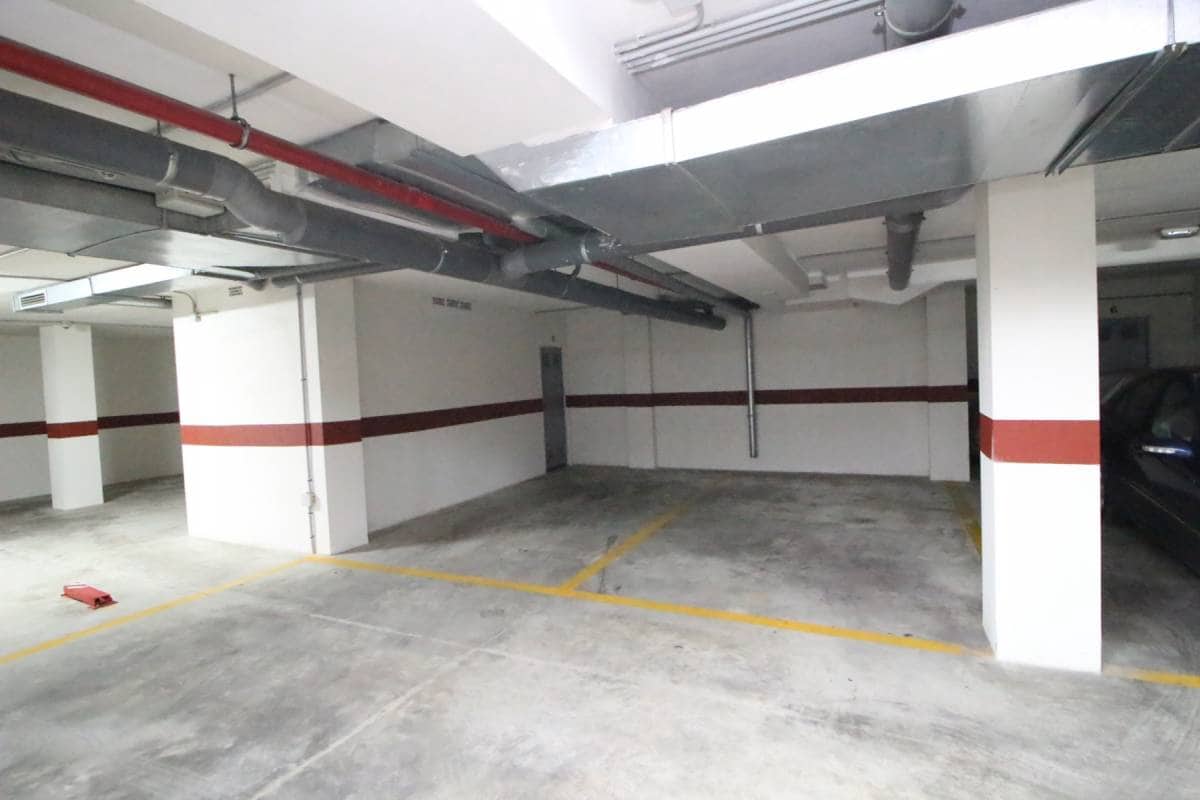 Apartamento de 2 habitaciones en Guardamar del Segura en venta con piscina garaje - 255.000 € (Ref: 9756725)