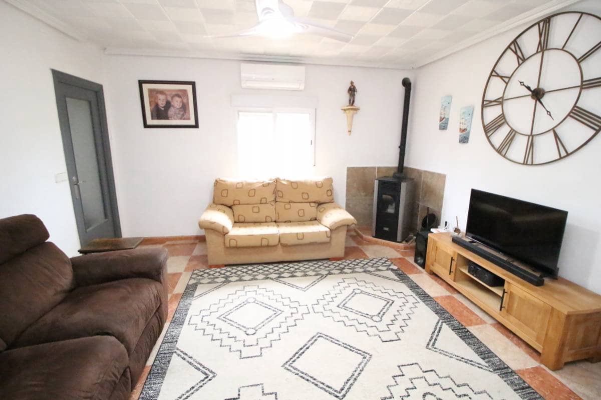 3 Zimmer Finca/Landgut zu verkaufen in Dolores - 120.000 € (Ref: 9821674)