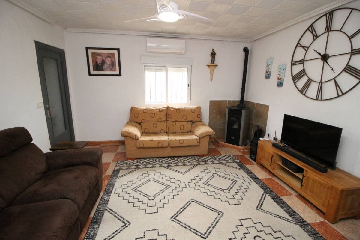3 Zimmer Finca/Landgut zu verkaufen in Dolores - 120.000 € (Ref: 9821674)