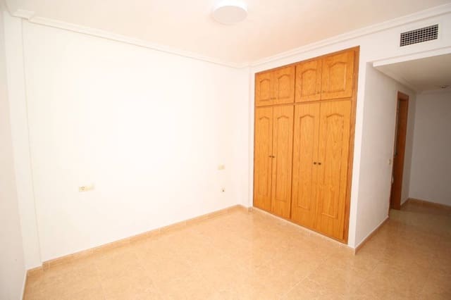 3 soveværelse Lejlighed til salg i Almoradí - € 135.000 (Ref: 9830374)