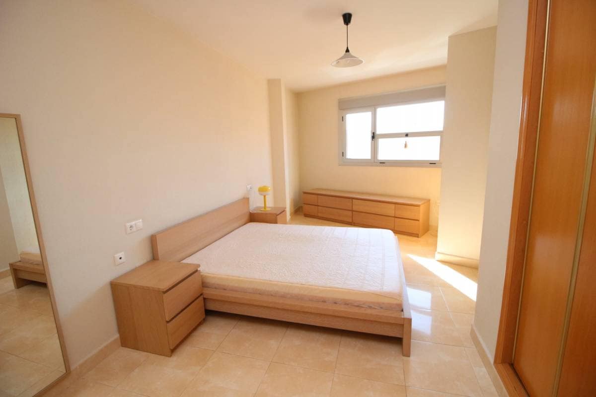 3 bedroom Apartment for rent in Almoradi with garage - € 750 (Ref: 9850590)