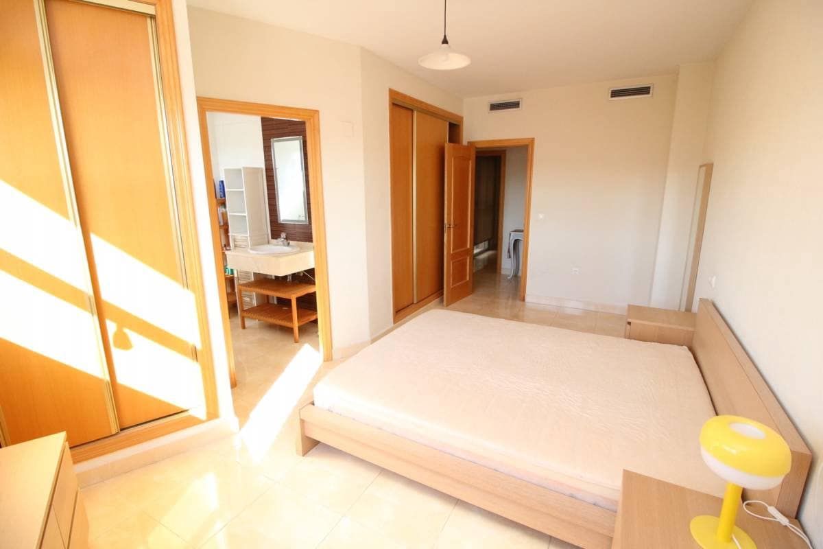 3 bedroom Apartment for rent in Almoradi with garage - € 750 (Ref: 9850590)