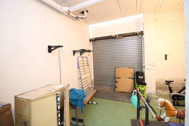 Garage in vendita in Dolores - 40.000 € (Rif: 9875321)
