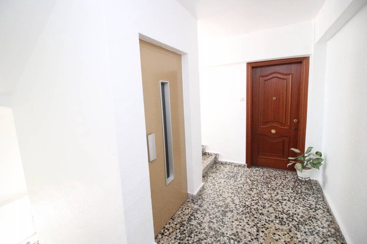 3 makuuhuone Huoneisto myytävänä paikassa Dolores - 75 000 € (Ref: 9879736)