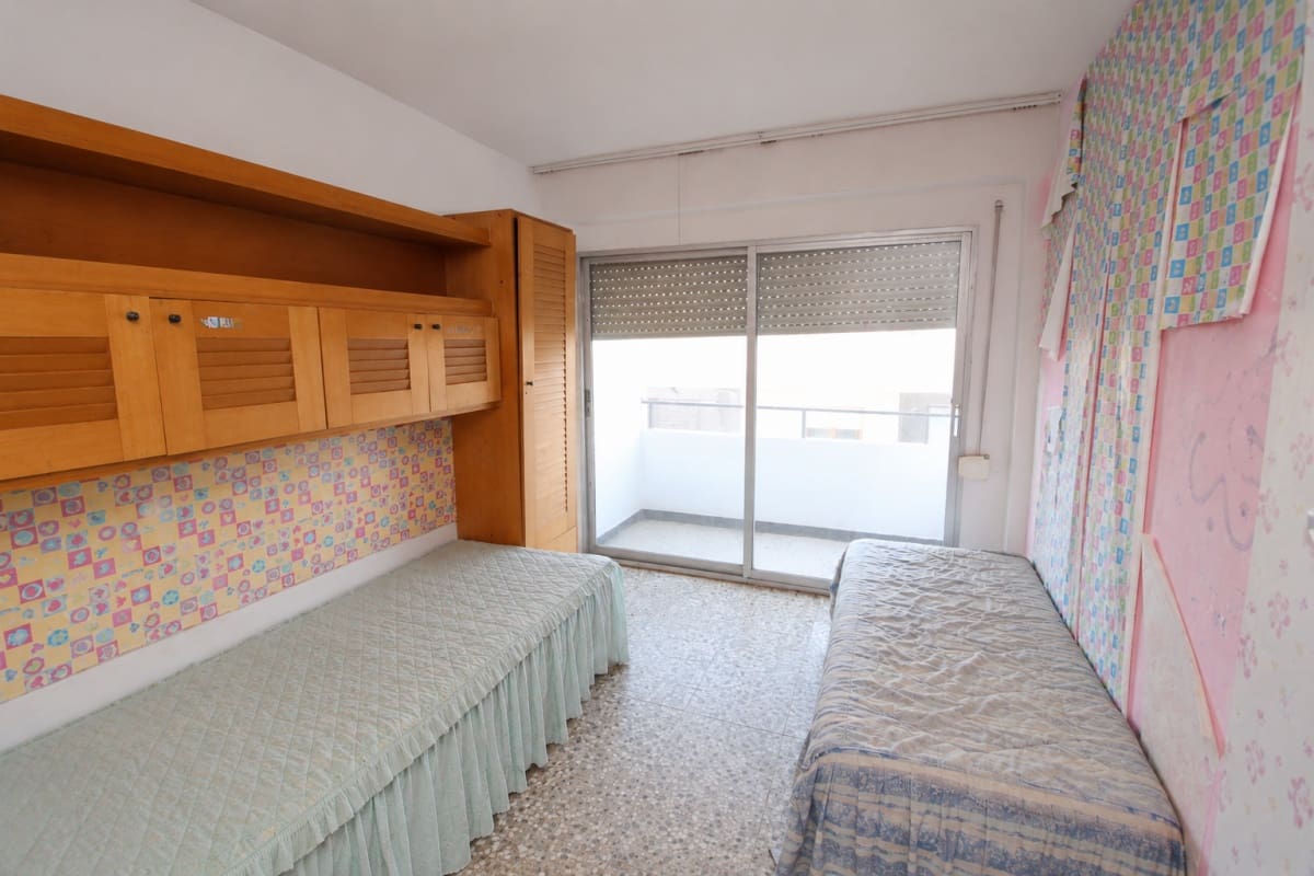 3 makuuhuone Huoneisto myytävänä paikassa Dolores - 75 000 € (Ref: 9879736)
