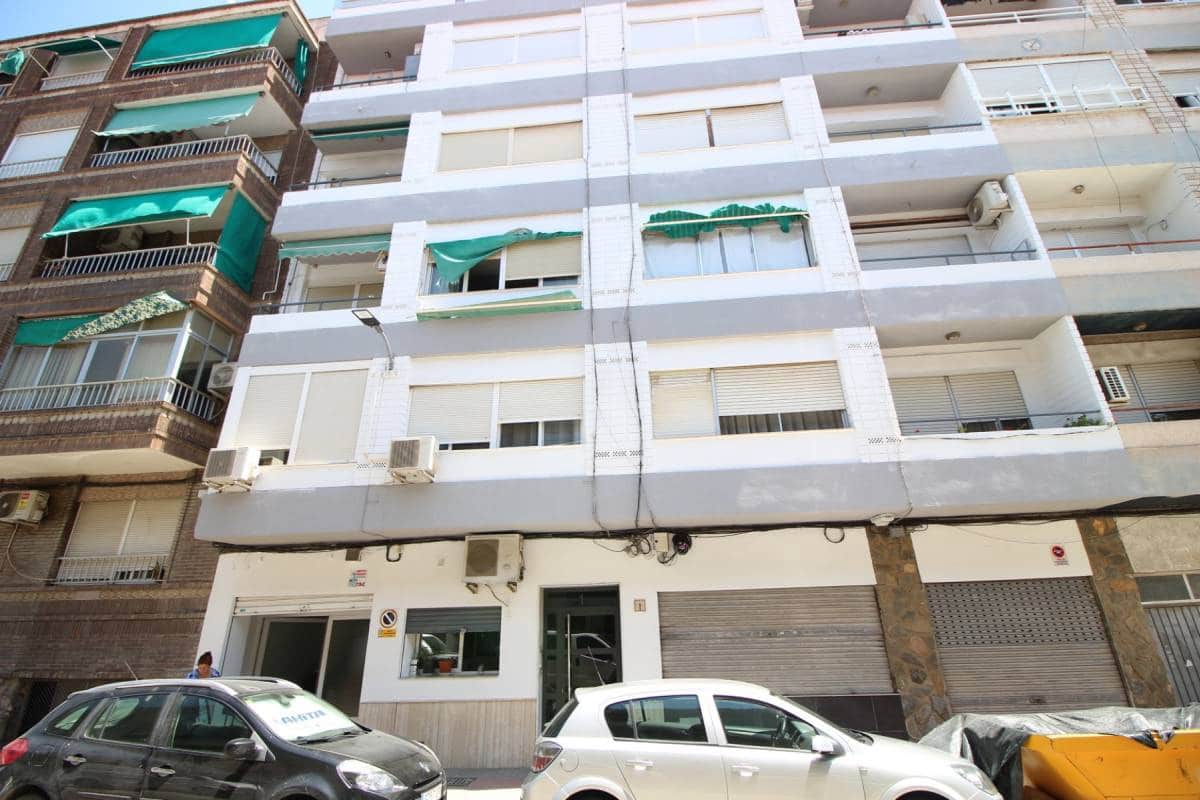 3 makuuhuone Huoneisto myytävänä paikassa Dolores - 75 000 € (Ref: 9879736)