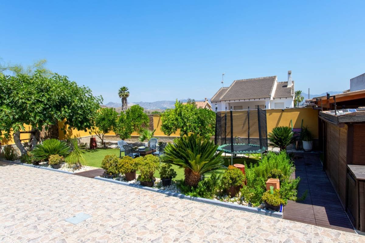 5 soveværelse Villa til salg i Orihuela med swimmingpool - € 490.000 (Ref: 9905321)