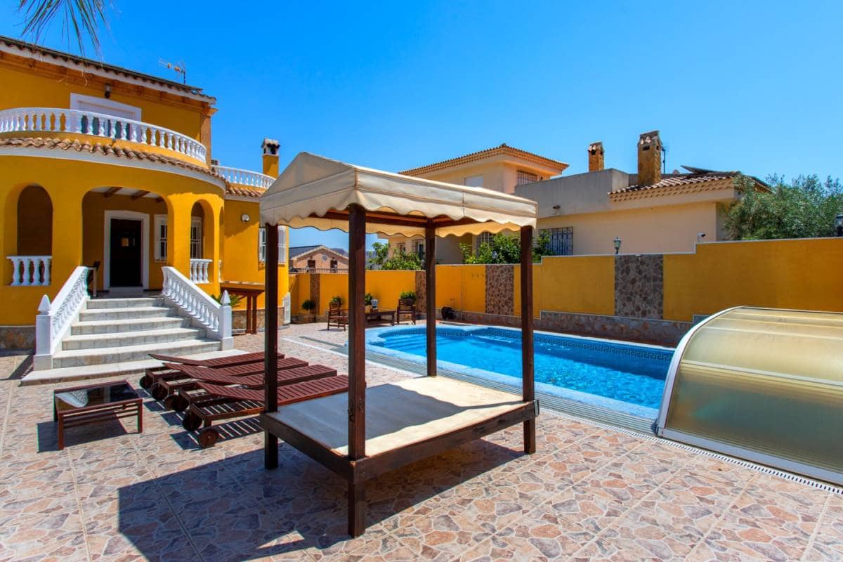 5 soveværelse Villa til salg i Orihuela med swimmingpool - € 490.000 (Ref: 9905321)