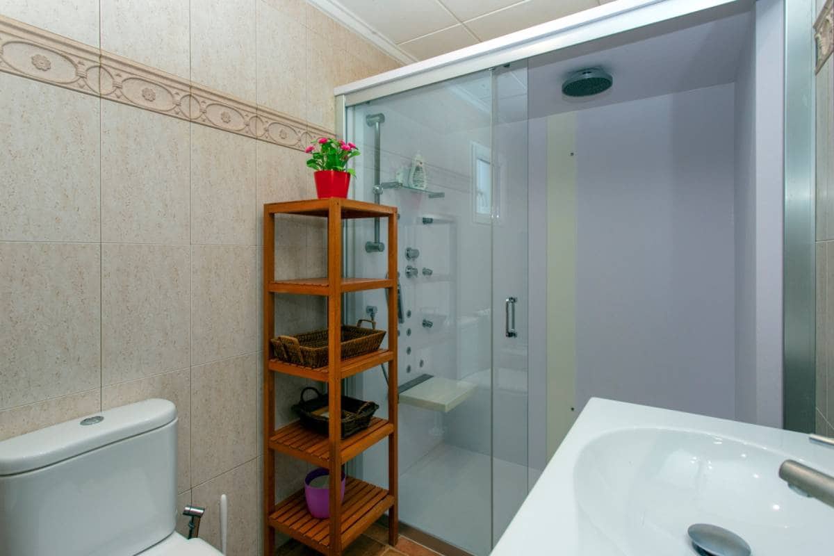 5 soveværelse Villa til salg i Orihuela med swimmingpool - € 490.000 (Ref: 9905321)