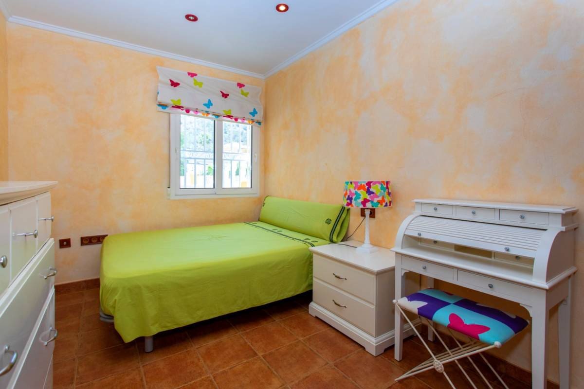 5 soveværelse Villa til salg i Orihuela med swimmingpool - € 490.000 (Ref: 9905321)