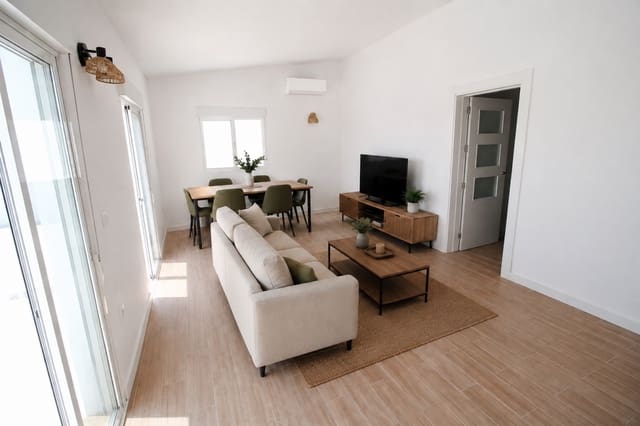 3 bedroom Finca/Country House for rent in Dolores with pool - € 1,500 (Ref: 9936695)