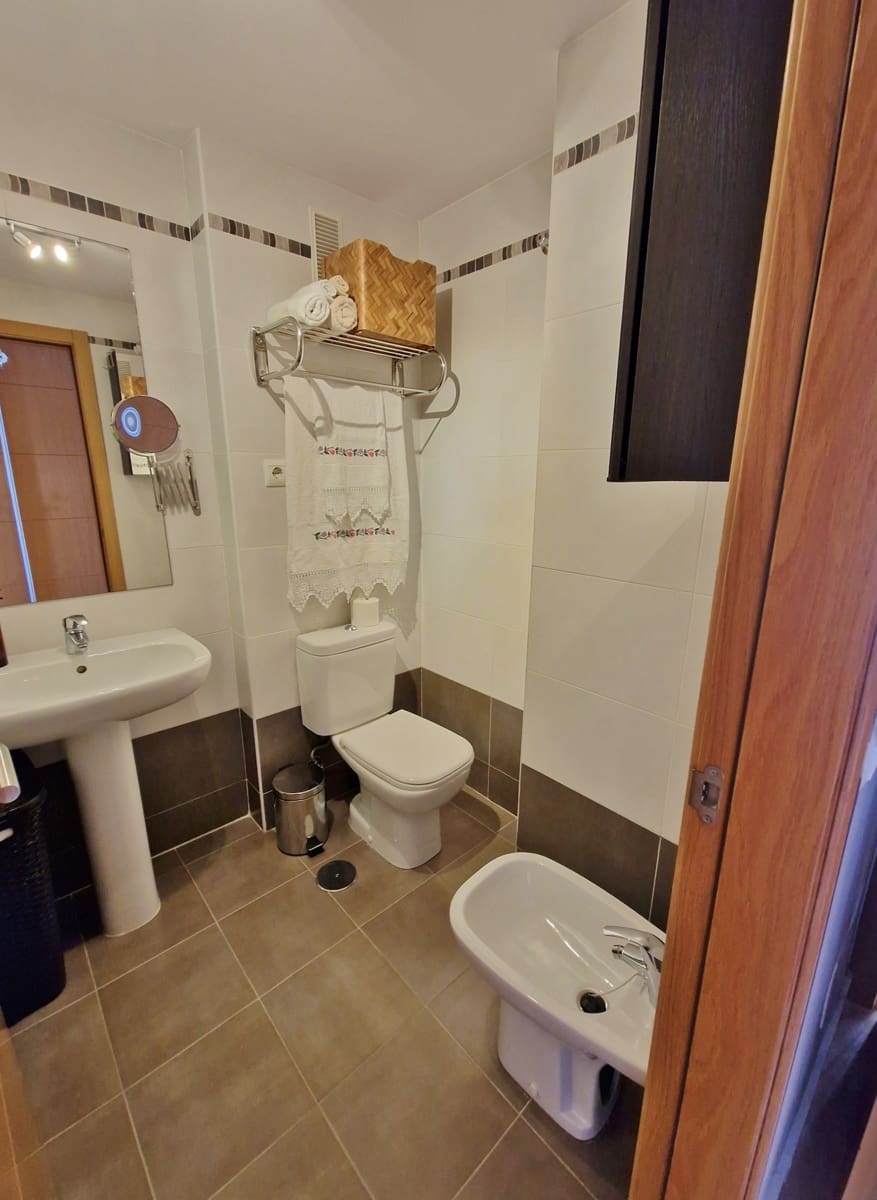 Apartamento de 3 habitaciones en Caleta de Vélez en venta con piscina - 415.000 € (Ref: 10007951)