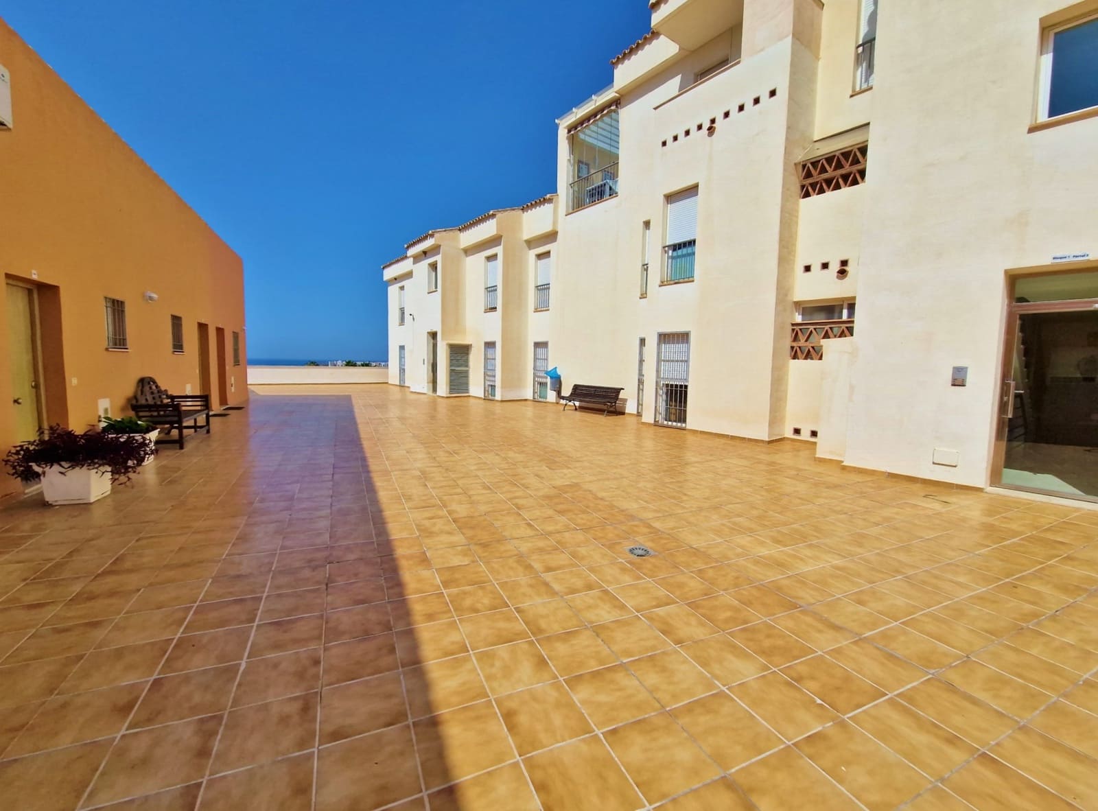 Apartamento de 3 habitaciones en Caleta de Vélez en venta con piscina - 415.000 € (Ref: 10007951)