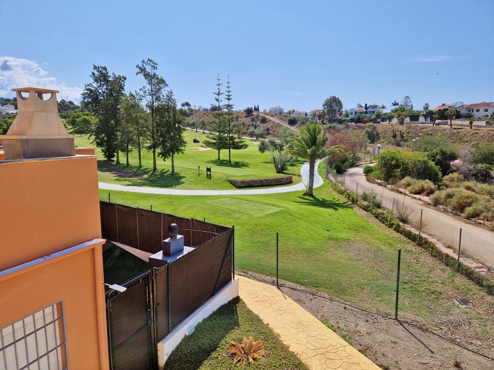 Apartamento de 3 habitaciones en Caleta de Vélez en venta con piscina - 415.000 € (Ref: 10007951)