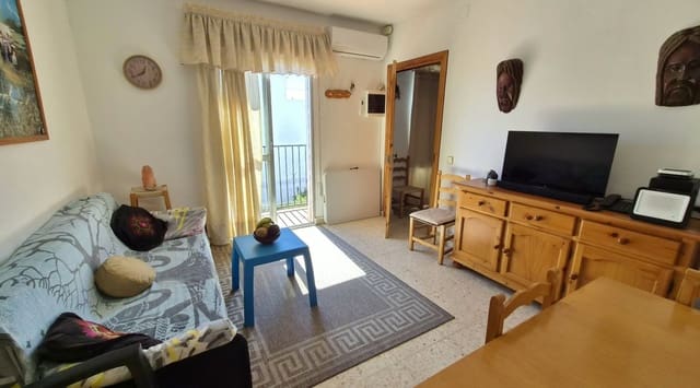 Apartamento de 2 habitaciones en Comares en venta - 99.500 € (Ref: 10101391)