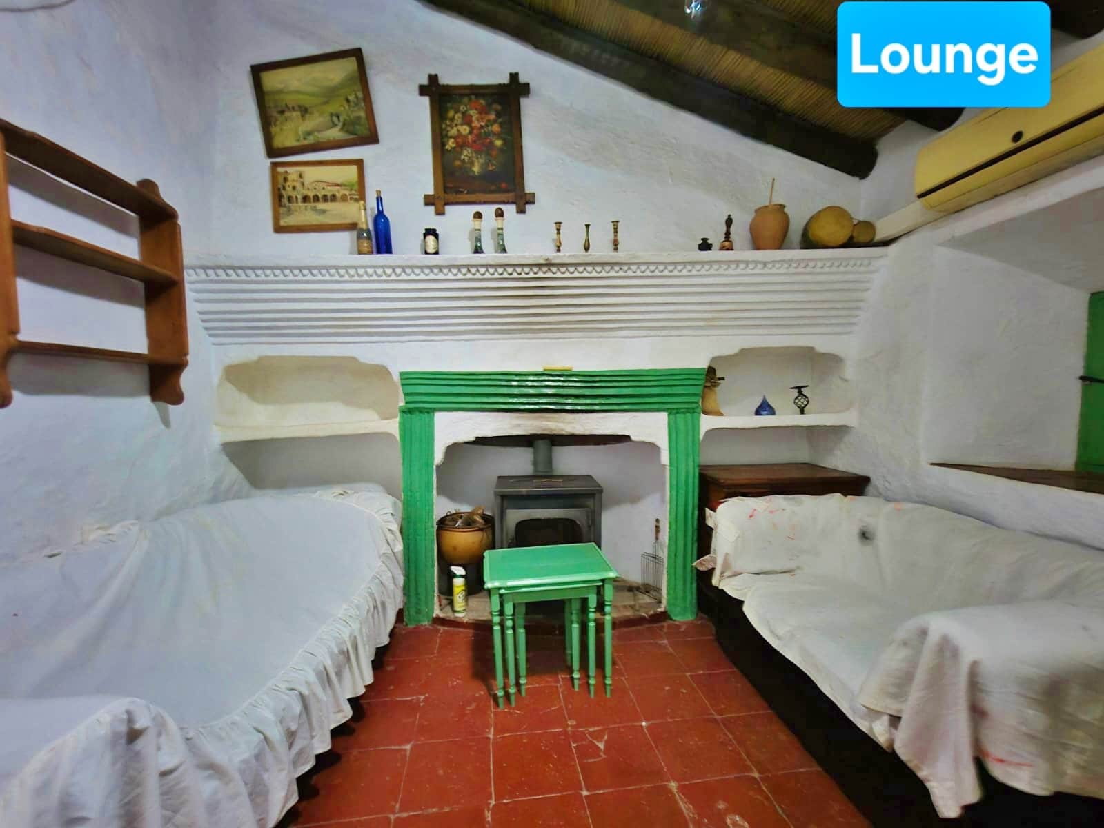 2 bedroom Finca/Country House for sale in Riogordo with garage - € 135,000 (Ref: 10139183)