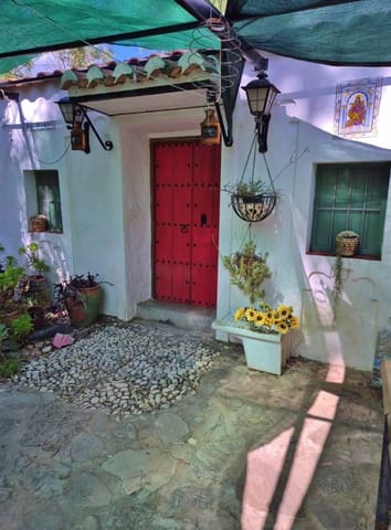 2 bedroom Finca/Country House for sale in Riogordo with garage - € 135,000 (Ref: 10139183)