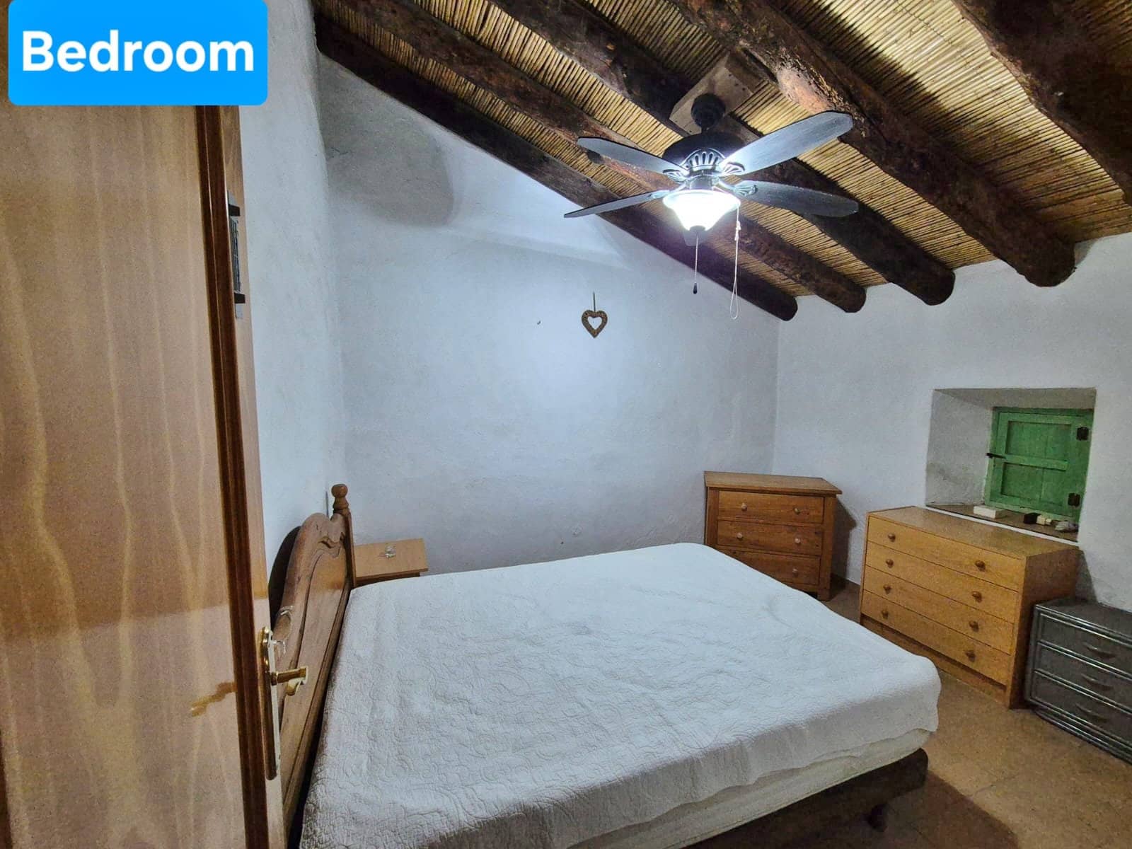 2 bedroom Finca/Country House for sale in Riogordo with garage - € 135,000 (Ref: 10139183)
